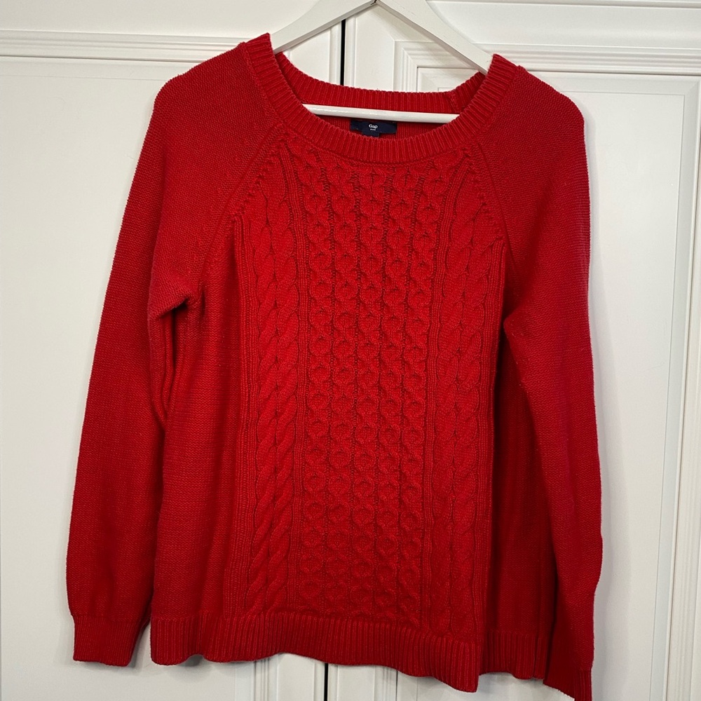 GAP Factory Women’s Size Large Red Crew Neck Sweater with Cable Knit Front